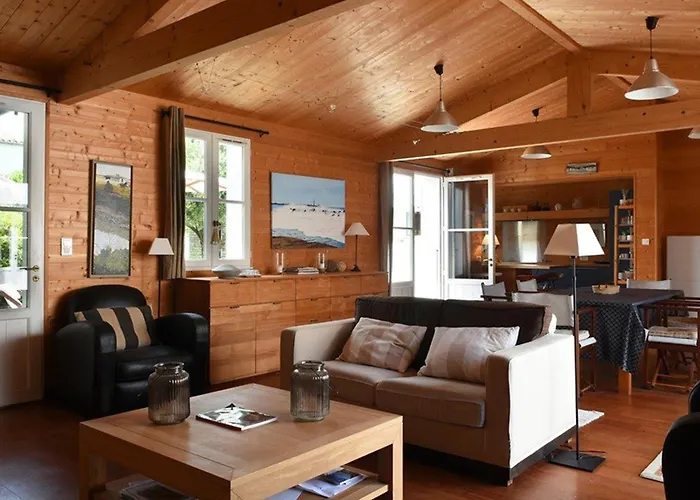 Semesterbostad Maison De Famille Avec Jardin Au Centre Du Village - Fr-1-434-120